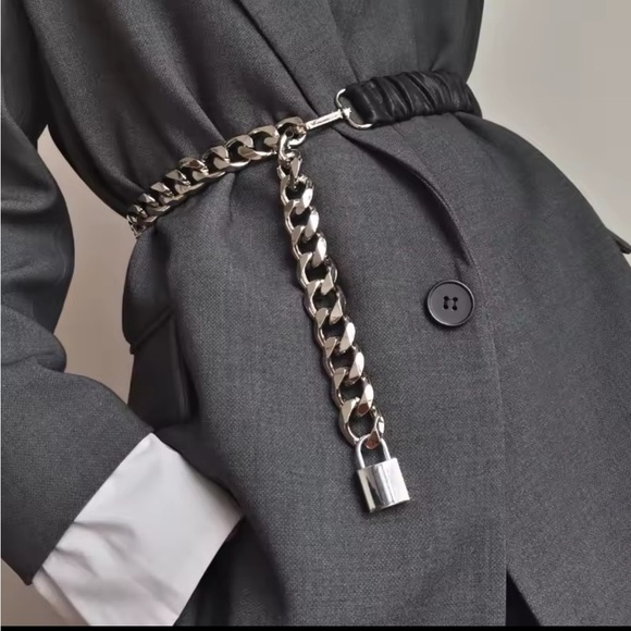 Zara Accessories - Silver Chain Belt with Lock Accent